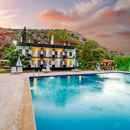 Oda ve Kahvaltı Patara Gate Boutique
