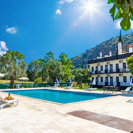 Patara Gate Boutique *