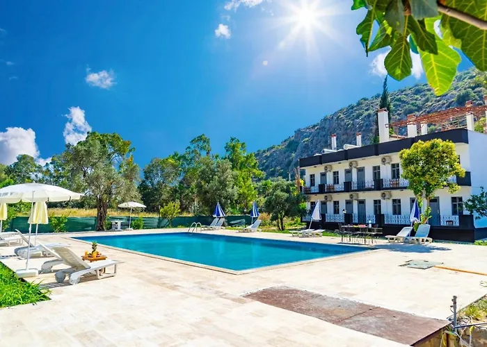 Patara Gate Boutique *